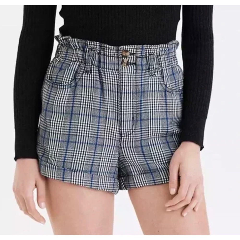 American Eagle Glen Plaid High Rise Soft Mom Shorts Black White Blue Size 6